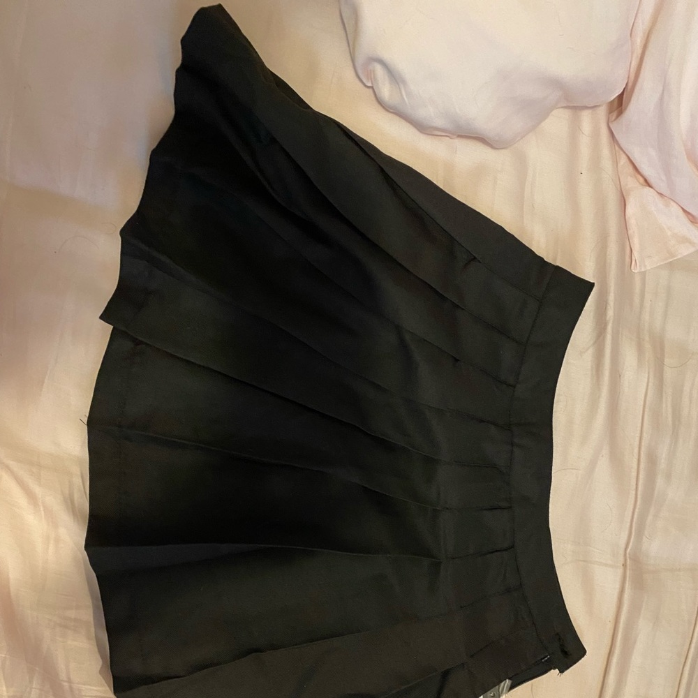 Brand new black skirt